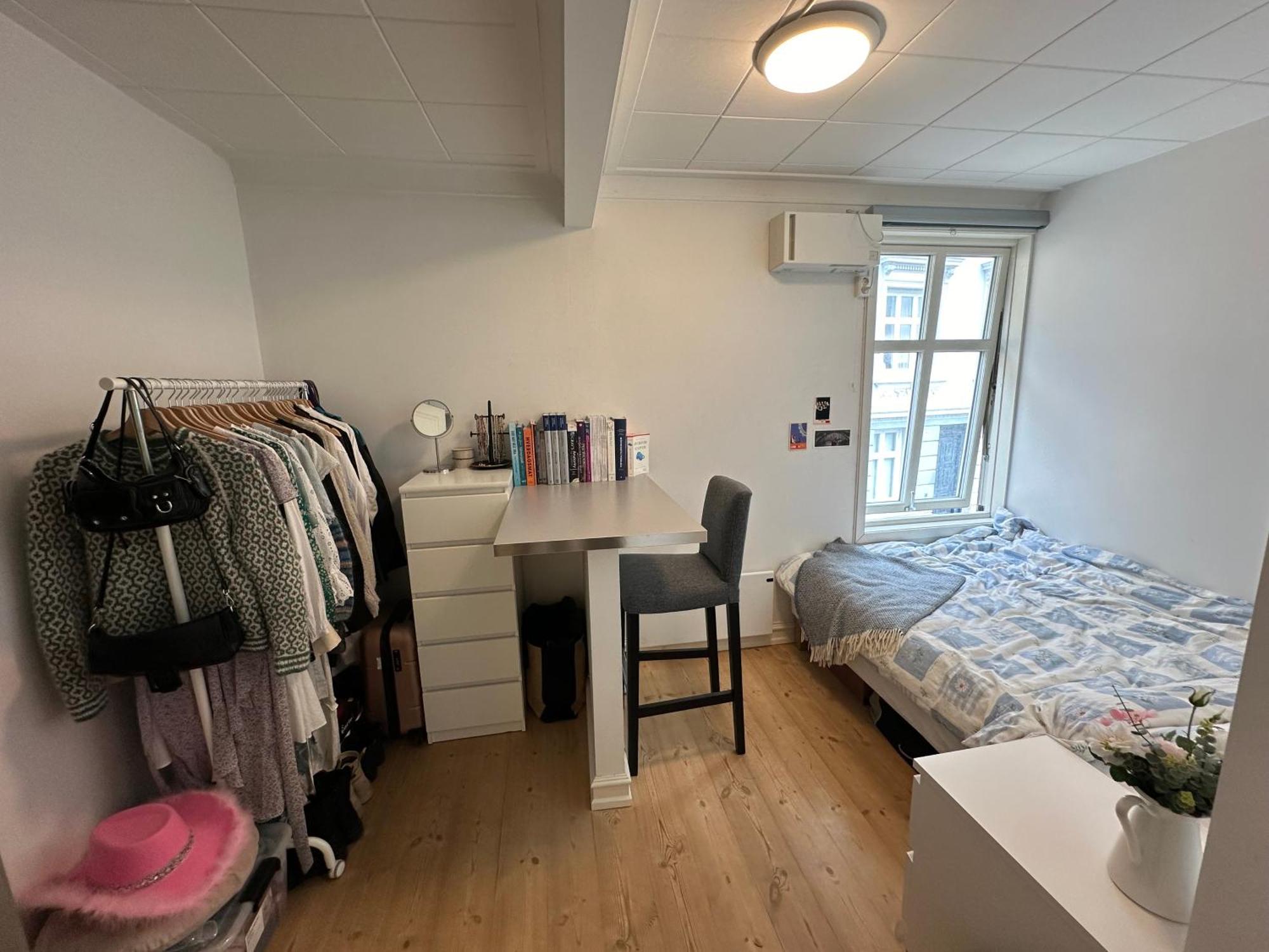 Ferienwohnung Sjarmerende Bolig Like Ved Togstasjonen Bergen Exterior foto